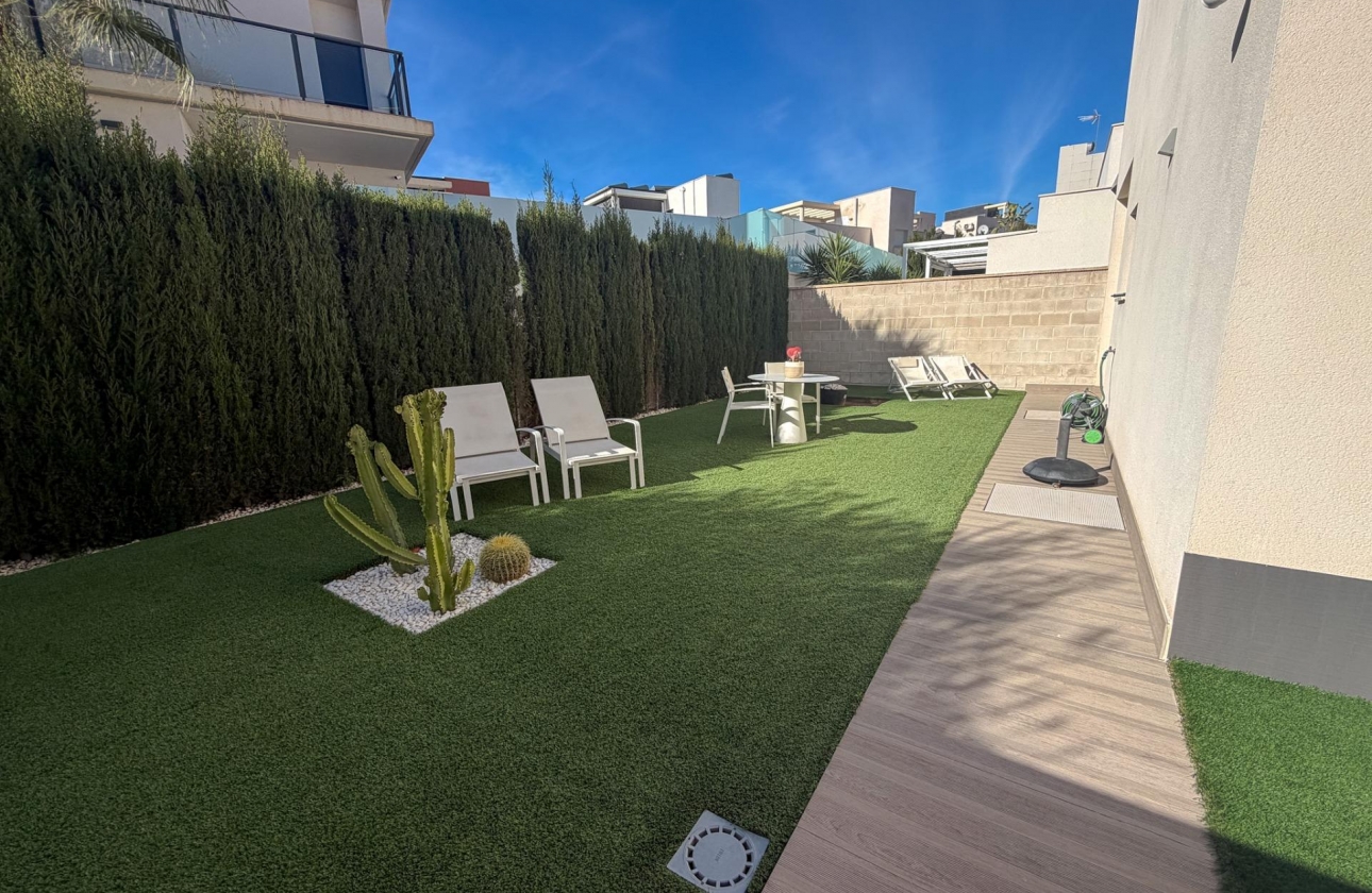 Resale - Villa - San Miguel de Salinas - Bellavista