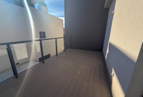 Resale - Villa - San Miguel de Salinas - Bellavista