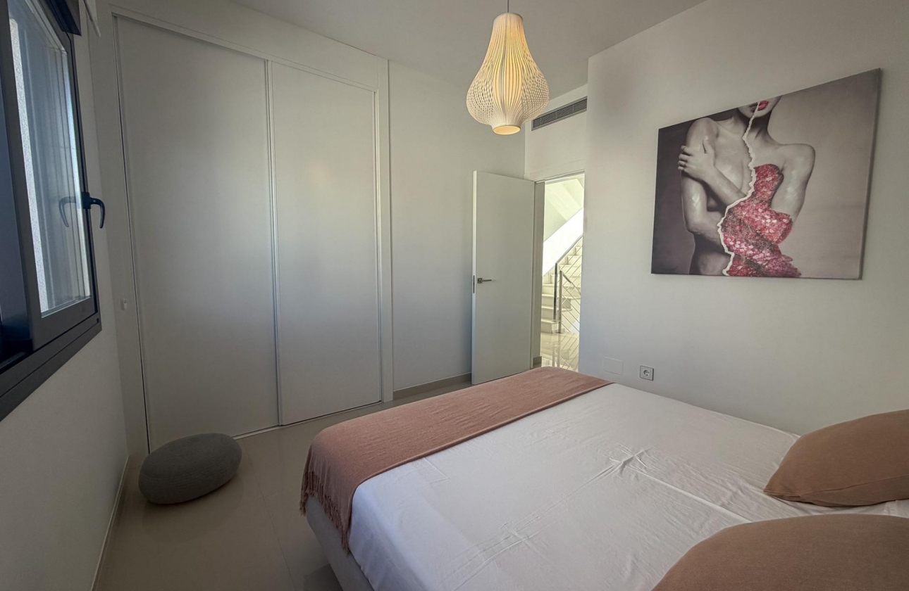 Resale - Villa - San Miguel de Salinas - Bellavista