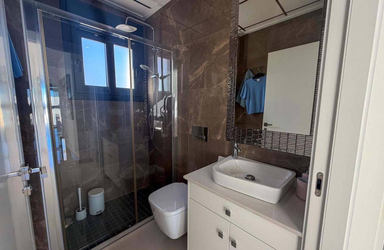 Resale - Villa - San Miguel de Salinas - Bellavista