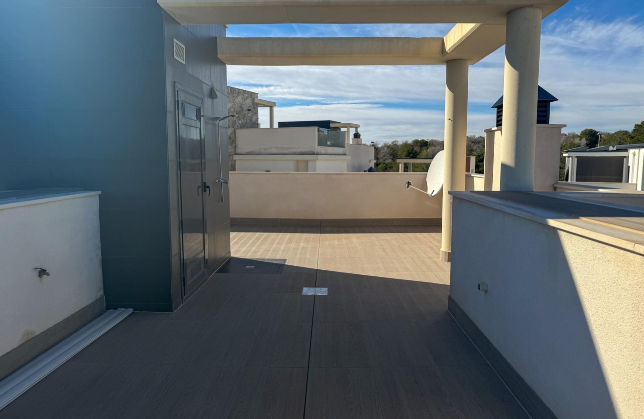 Resale - Villa - San Miguel de Salinas - Bellavista