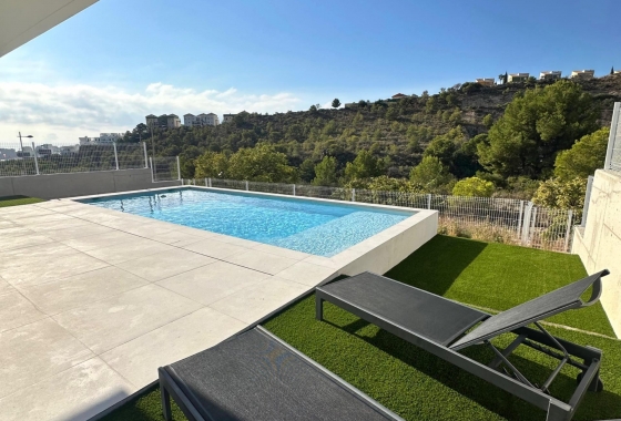 Resale - Villa - Finestrat - Alicante