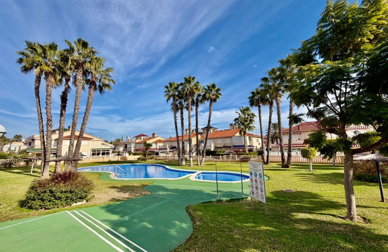 Resale - Apartment - Orihuela Costa - Playa Flamenca Norte