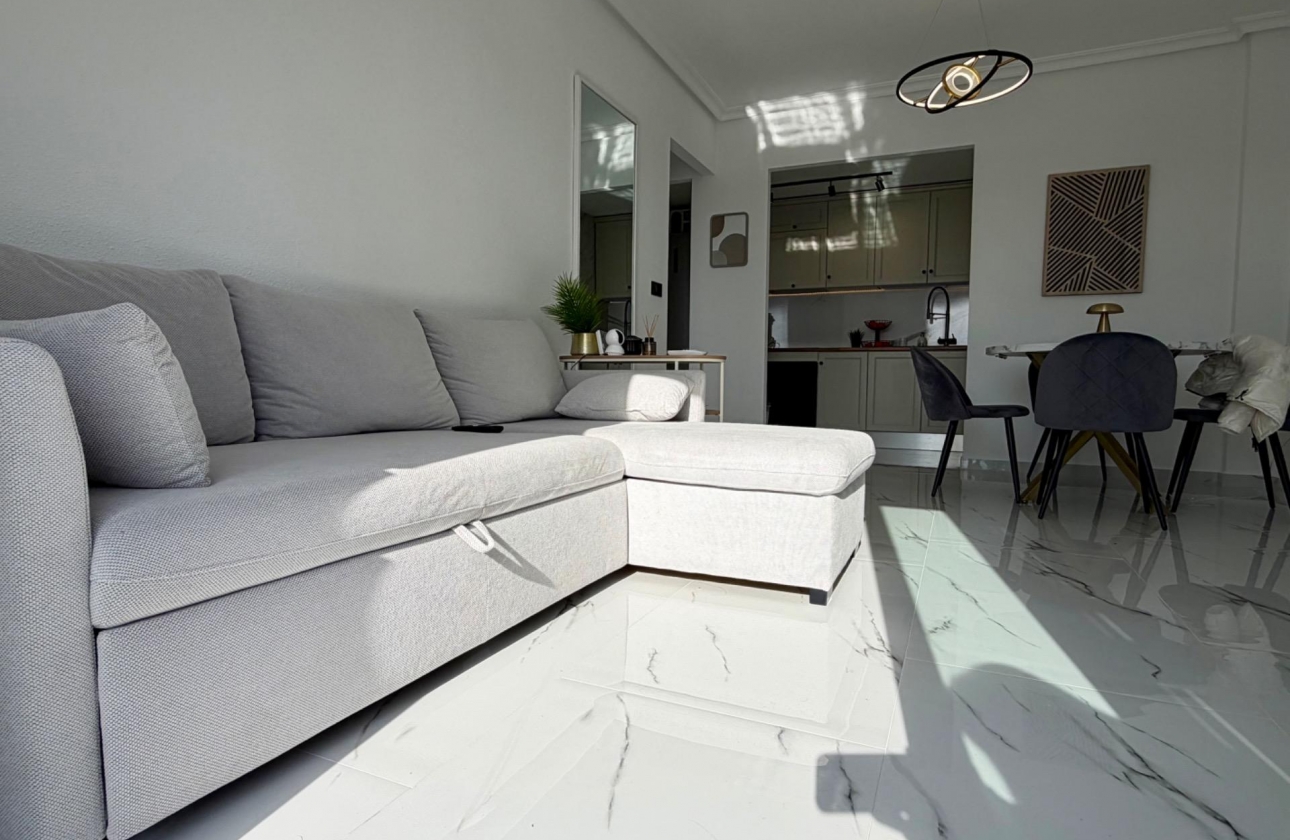 Resale - Apartment - Orihuela Costa - Playa Flamenca Norte