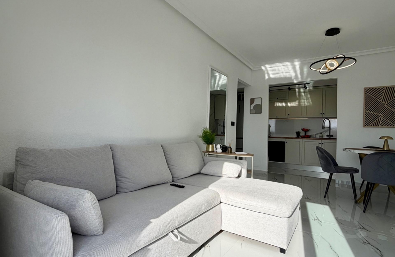 Resale - Apartment - Orihuela Costa - Playa Flamenca Norte