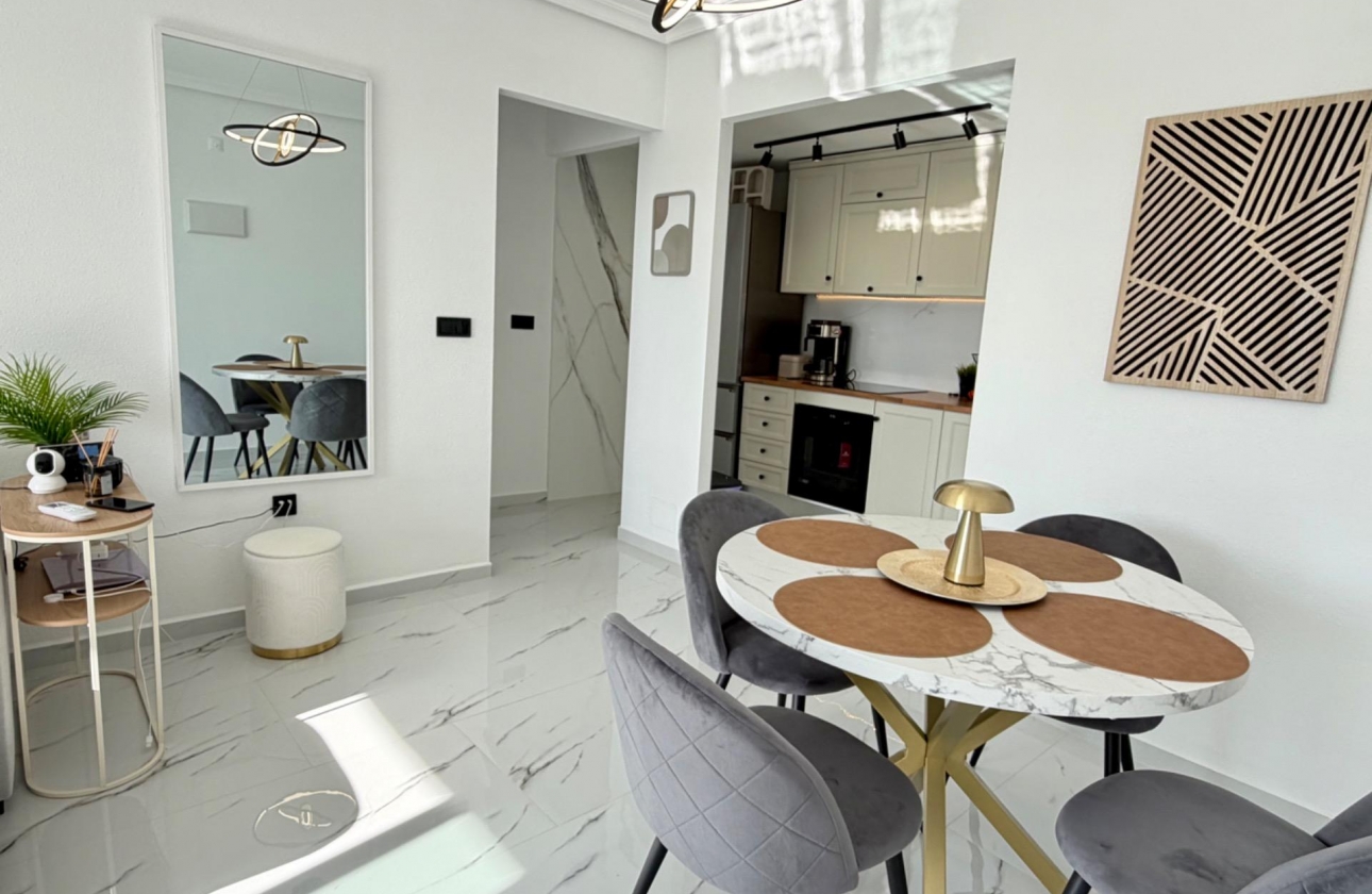 Resale - Apartment - Orihuela Costa - Playa Flamenca Norte