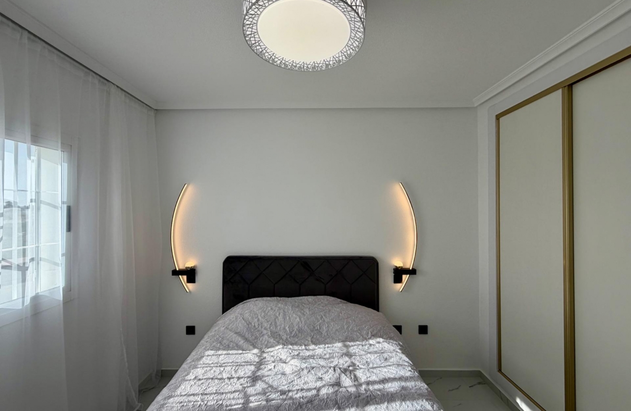 Resale - Apartment - Orihuela Costa - Playa Flamenca Norte