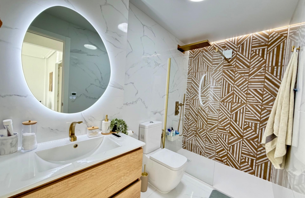 Resale - Apartment - Orihuela Costa - Playa Flamenca Norte