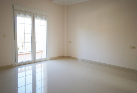 Resale - Villa - Cabo Roig - MUY CERCA DE LA PLAYA