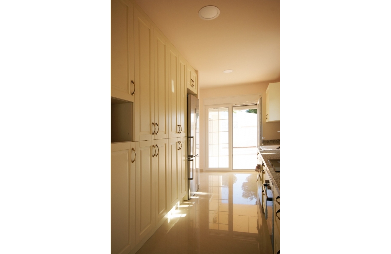 Resale - Villa - Cabo Roig - MUY CERCA DE LA PLAYA