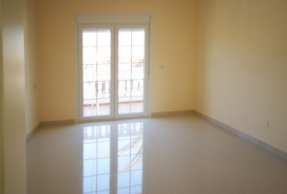 Resale - Villa - Cabo Roig - MUY CERCA DE LA PLAYA