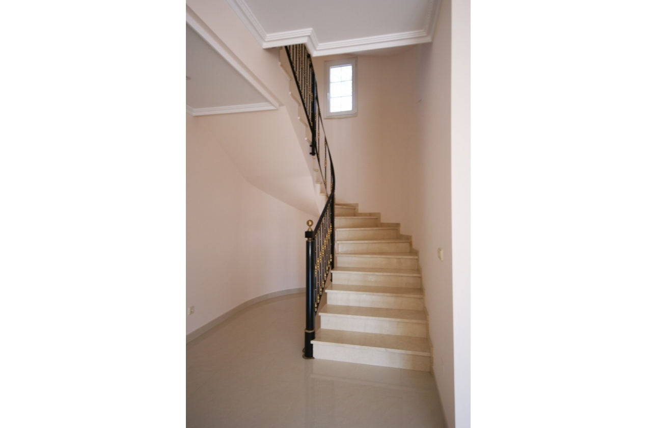 Resale - Villa - Cabo Roig - MUY CERCA DE LA PLAYA