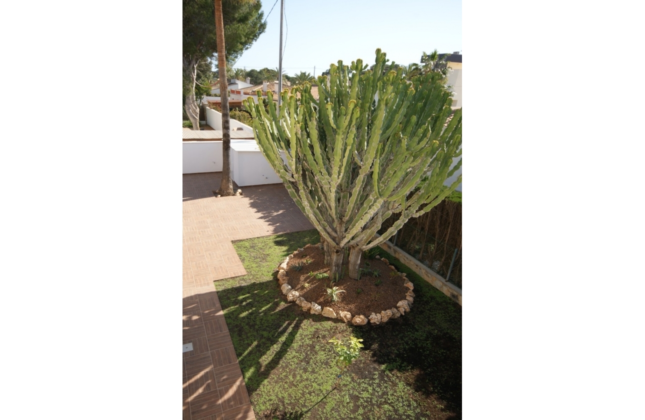 Resale - Villa - Cabo Roig - MUY CERCA DE LA PLAYA