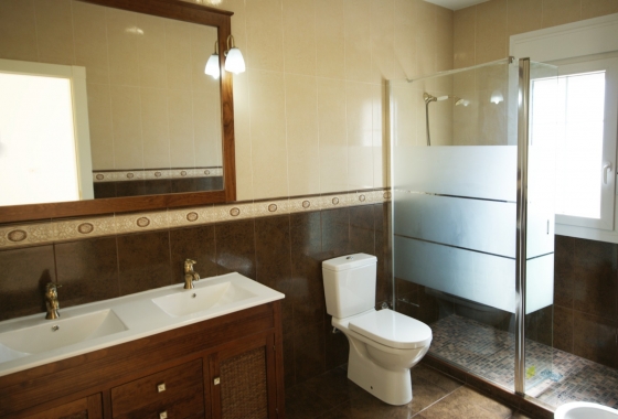 Resale - Villa - Cabo Roig - MUY CERCA DE LA PLAYA