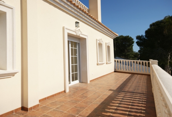 Resale - Villa - Cabo Roig - MUY CERCA DE LA PLAYA