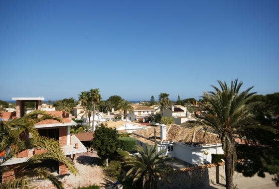 Resale - Villa - Cabo Roig - MUY CERCA DE LA PLAYA