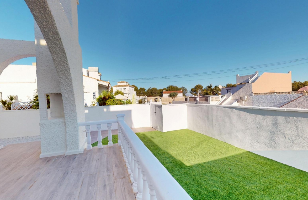 Resale - Bungalow - Orihuela Costa - Blue Lagoon