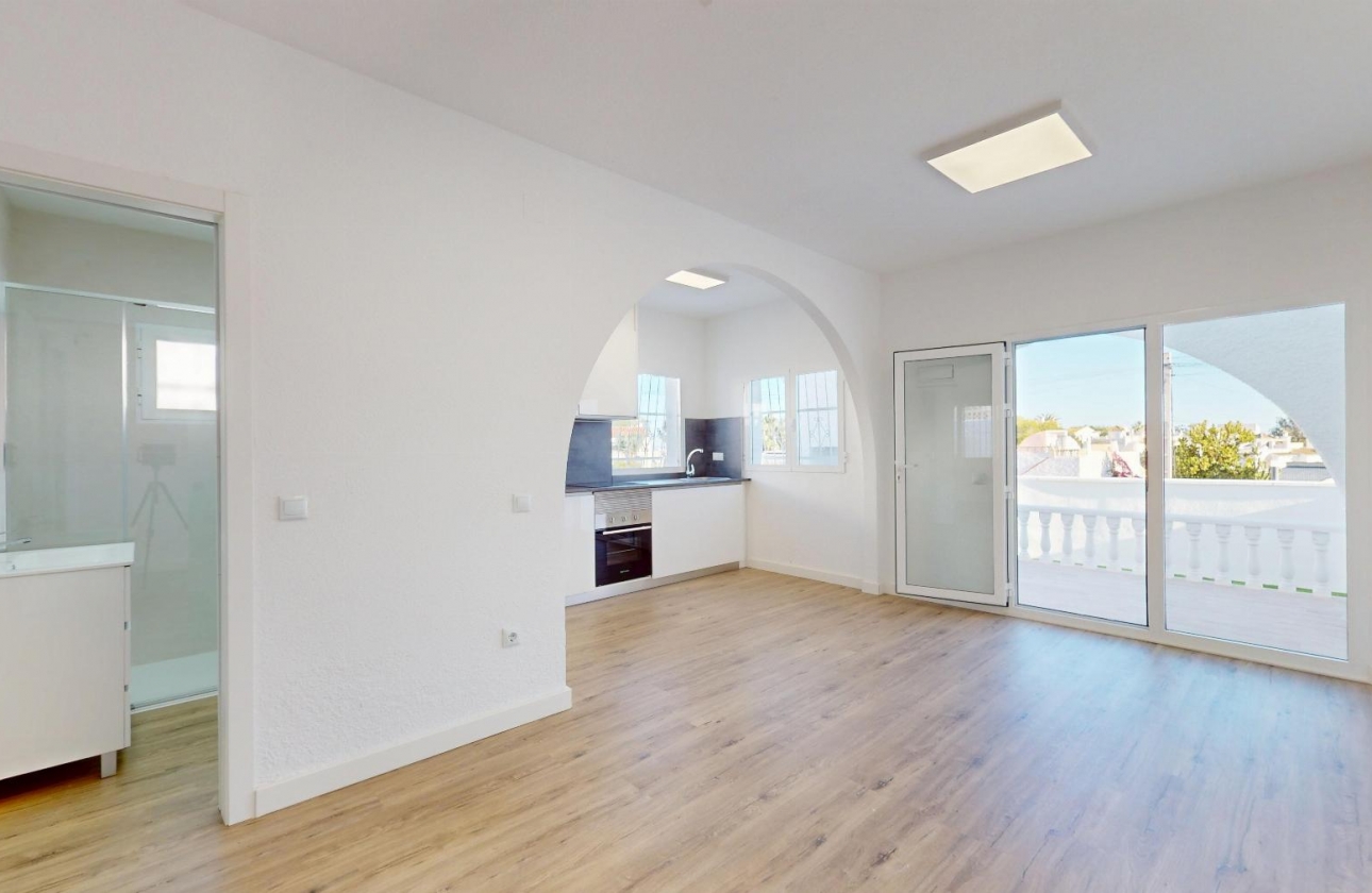 Resale - Bungalow - Orihuela Costa - Blue Lagoon