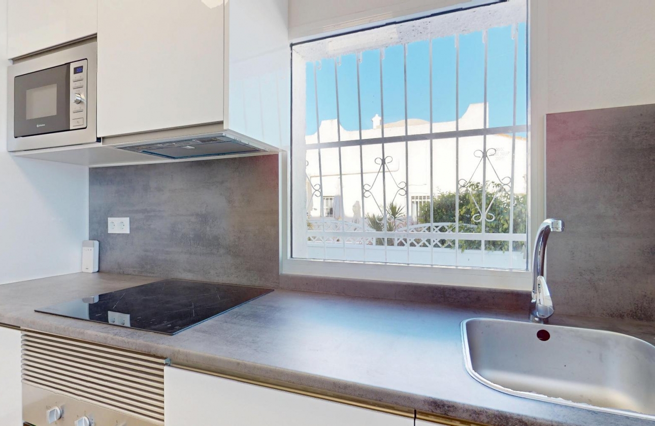 Resale - Bungalow - Orihuela Costa - Blue Lagoon