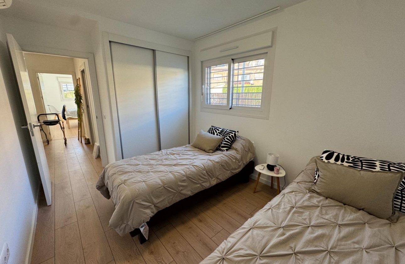 Resale - Apartment - Pilar de la Horadada - RioMar