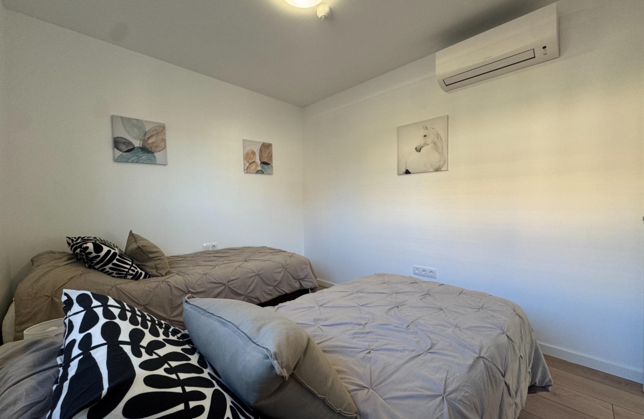 Resale - Apartment - Pilar de la Horadada - RioMar