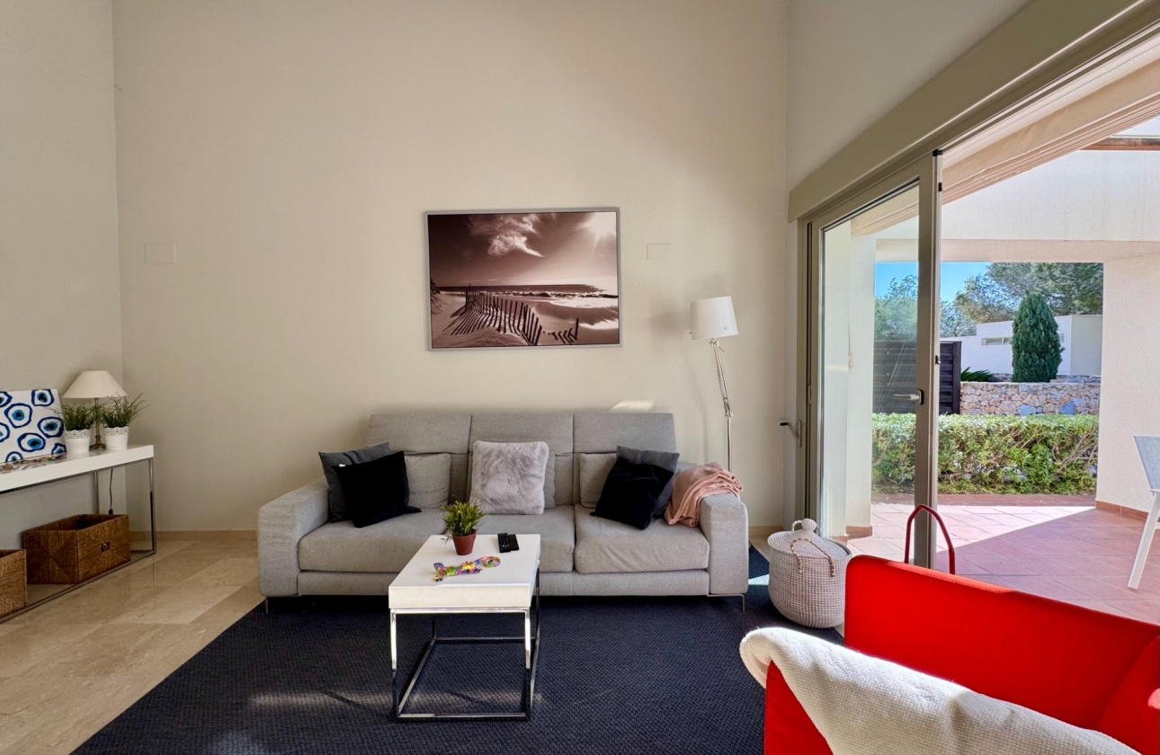 Resale - Villa - Orihuela - Las Colinas Golf