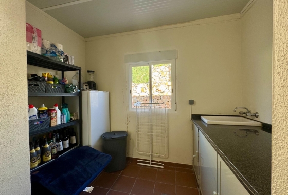 Resale - Villa - Orihuela - Las Colinas Golf