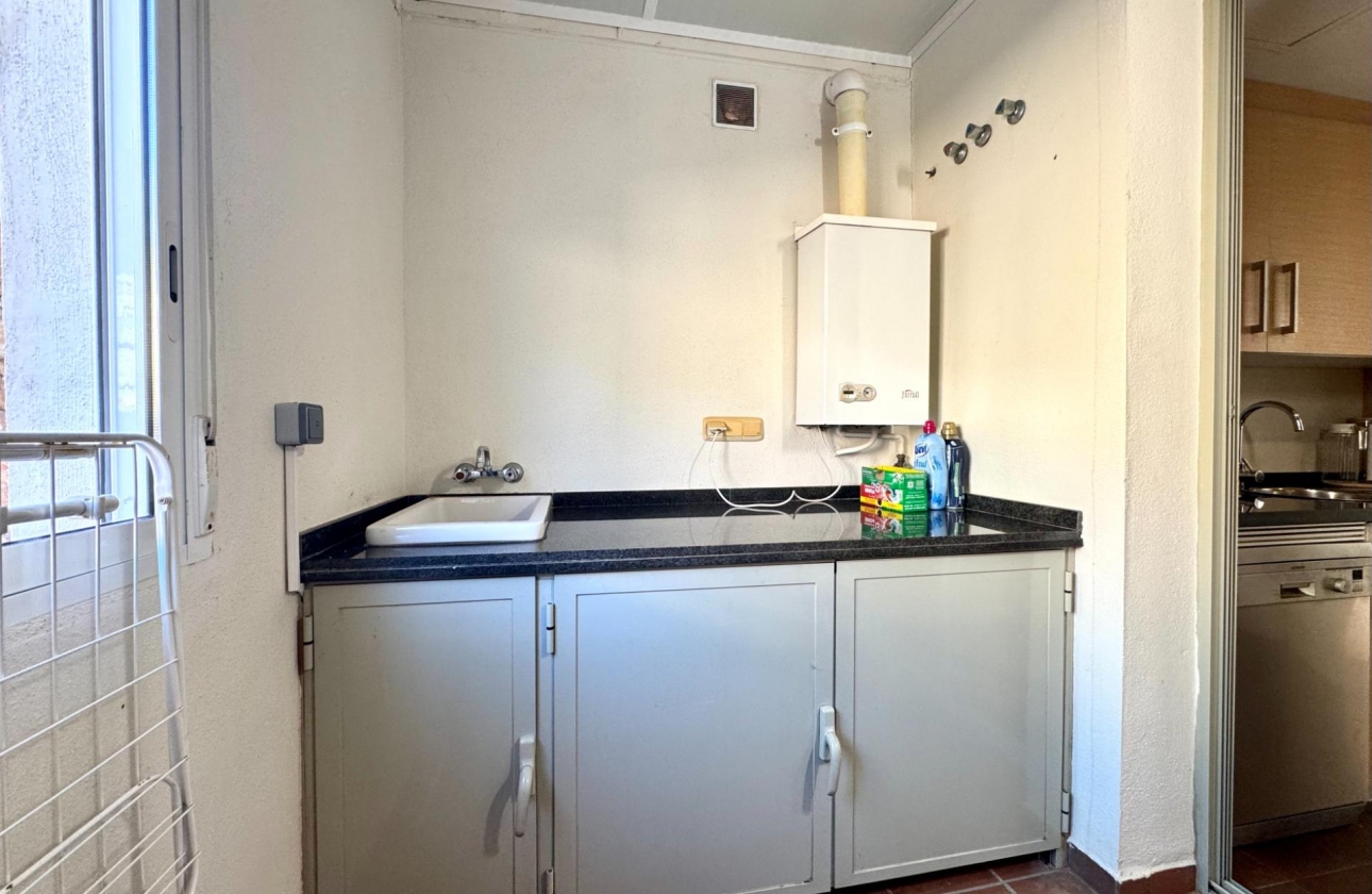 Resale - Villa - Orihuela - Las Colinas Golf