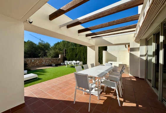 Resale - Villa - Orihuela - Las Colinas Golf