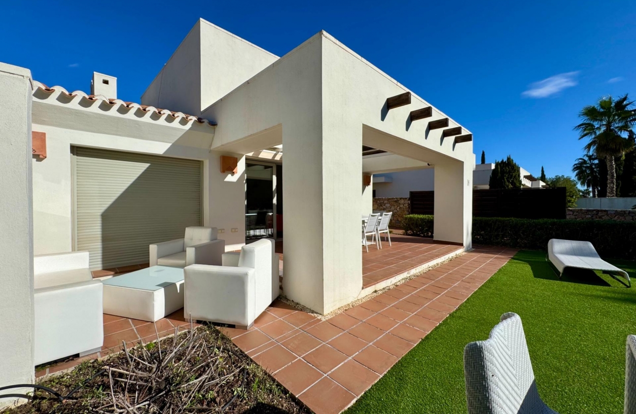 Resale - Villa - Orihuela - Las Colinas Golf