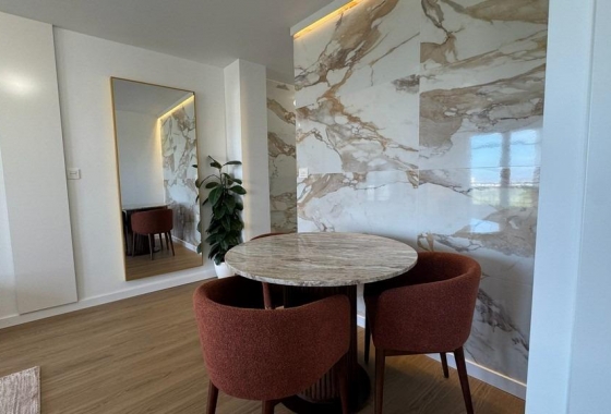 Resale - Apartment - Torrevieja - Punta prima