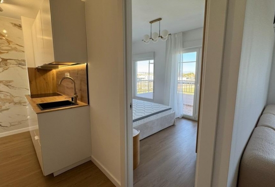 Resale - Apartment - Torrevieja - Punta prima