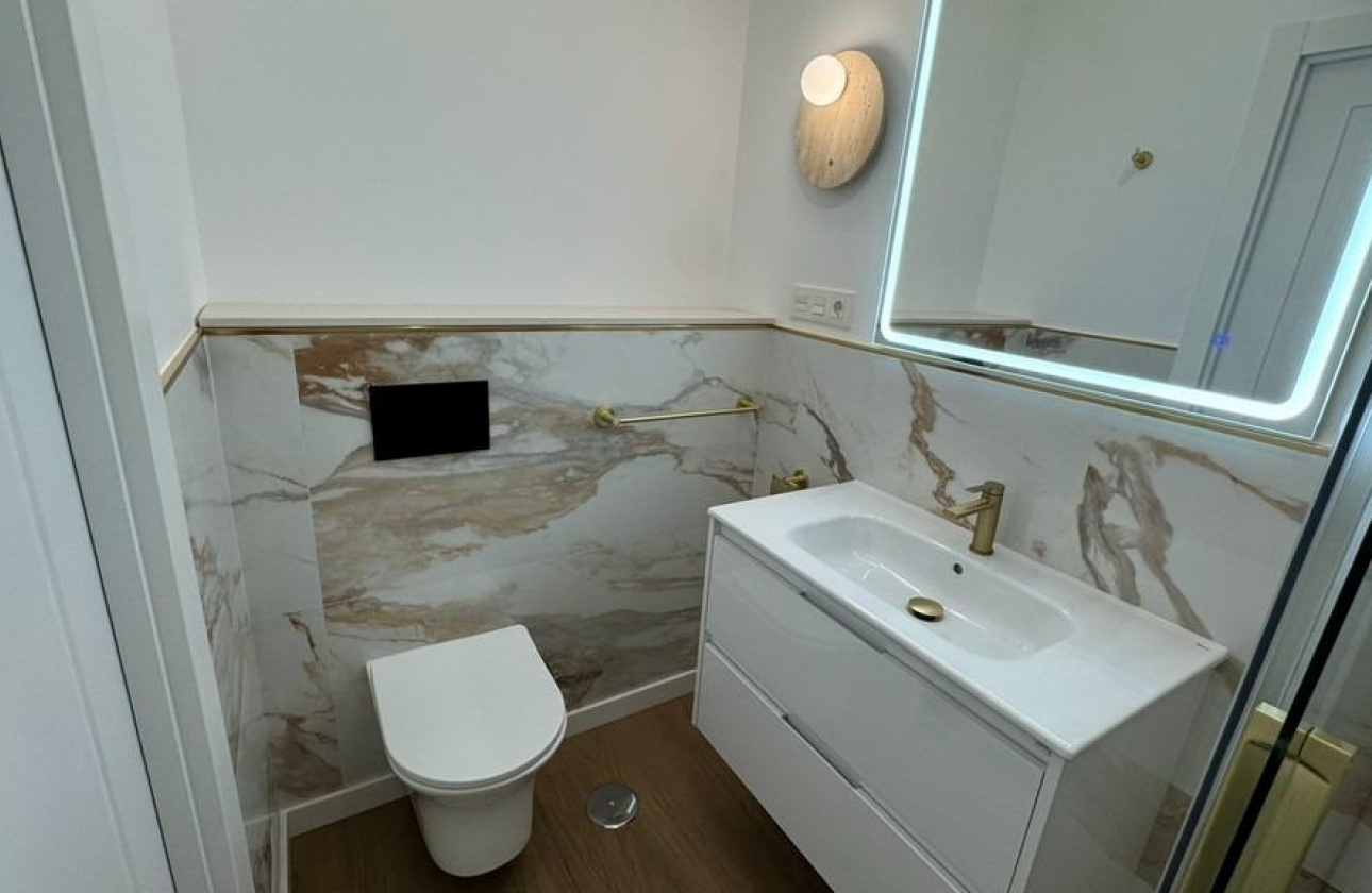 Resale - Apartment - Torrevieja - Punta prima