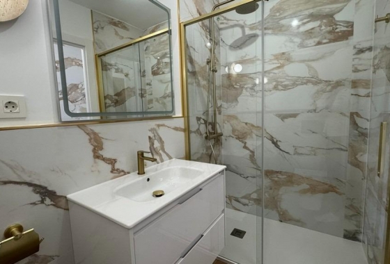 Resale - Apartment - Torrevieja - Punta prima