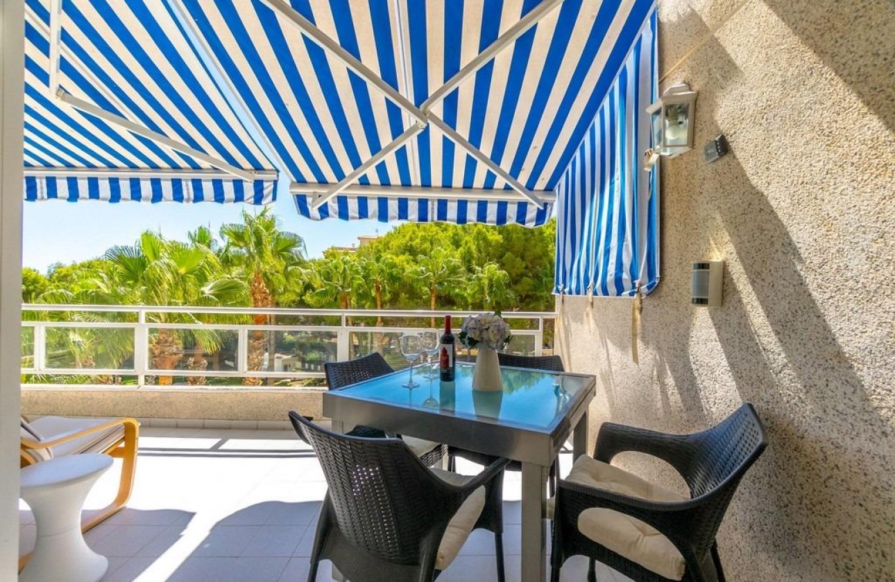 Resale - Apartment - Orihuela Costa - Altos de Campoamor