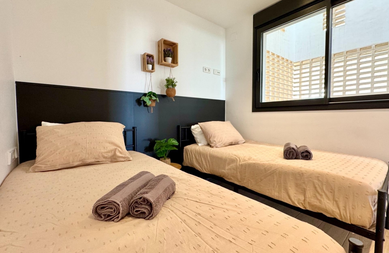 Resale - Apartment - Los Alcázares - Dolores de Pacheco-Santa Rosalía