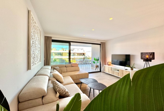 Resale - Apartment - Los Alcázares - Dolores de Pacheco-Santa Rosalía