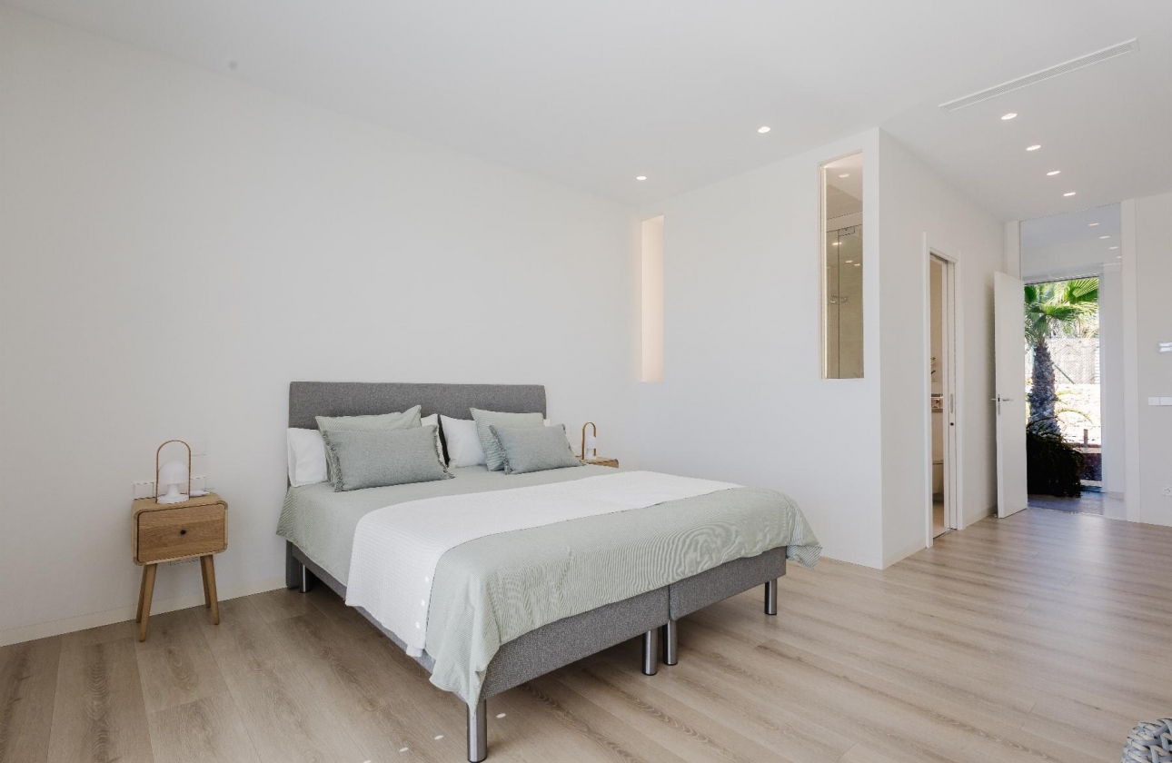 Resale - Villa - Orihuela Costa - Las Colinas Golf