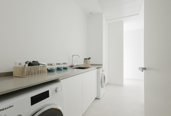 Resale - Villa - Orihuela Costa - Las Colinas Golf