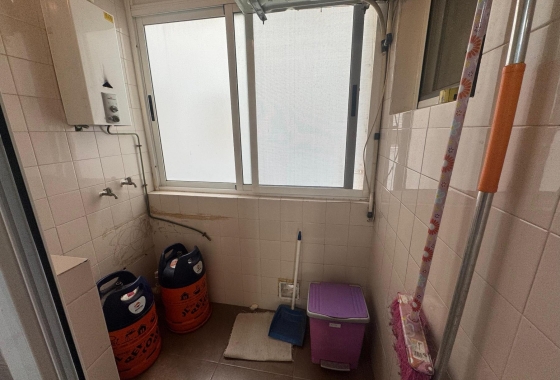 Resale - Apartment - Torrevieja - Playa del Acequión