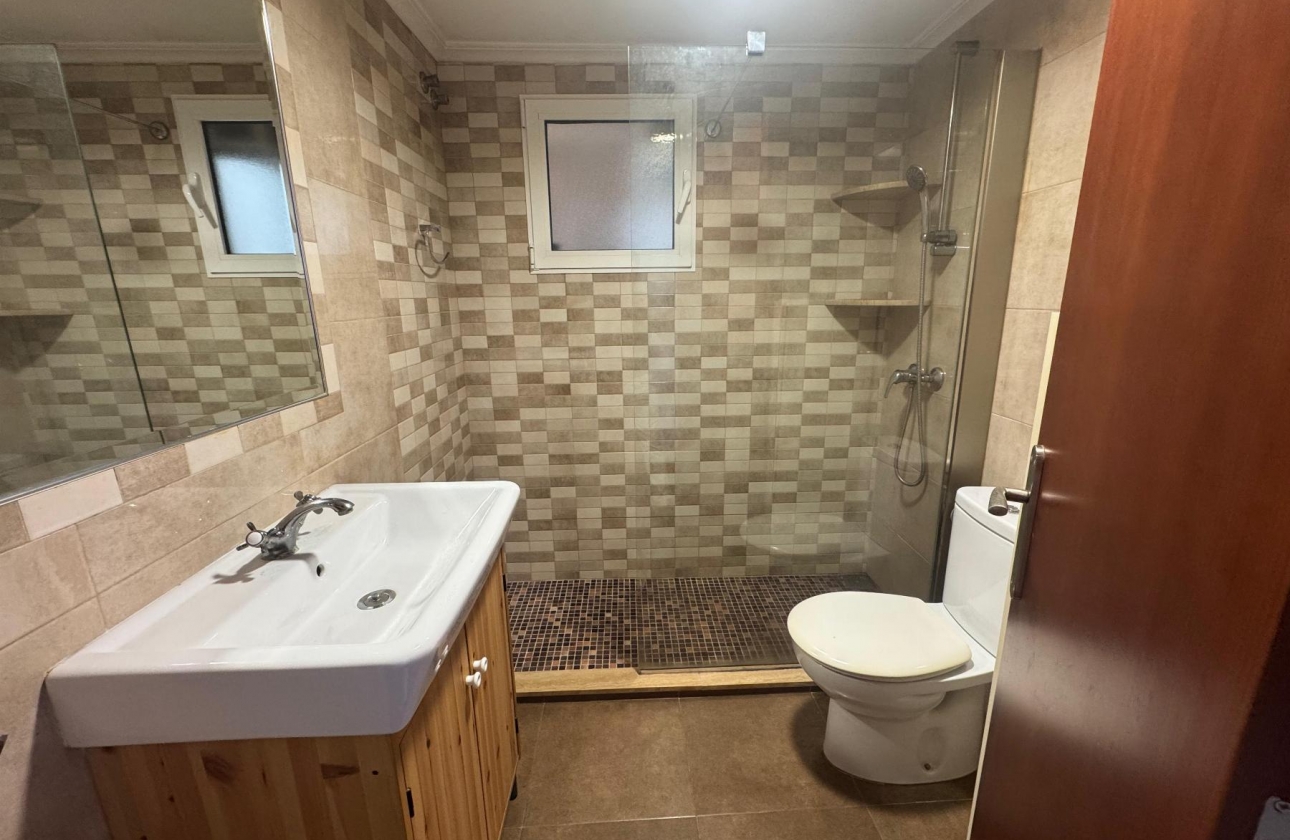 Resale - Apartment - Torrevieja - Playa del Acequión