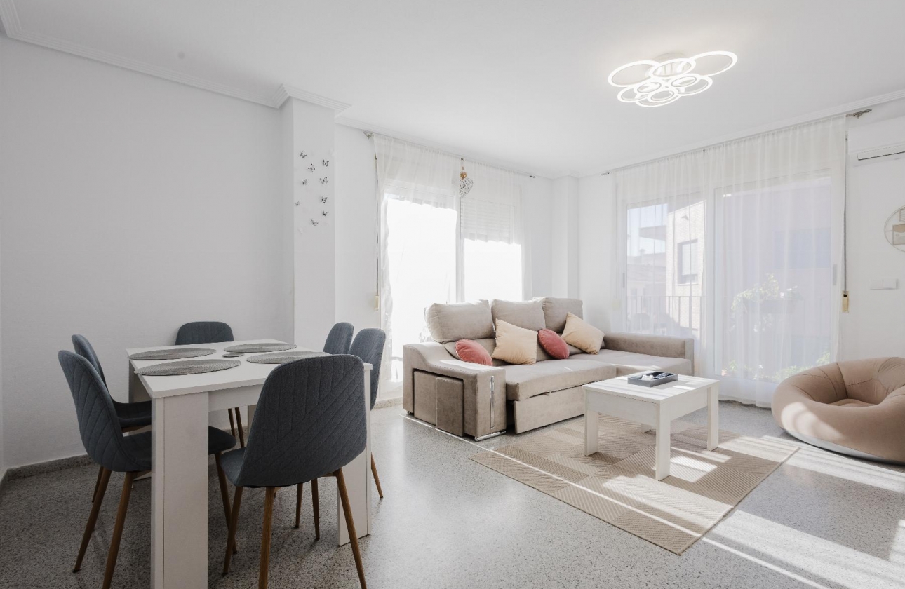 Wiederverkauf - Wohnung - San Miguel de Salinas