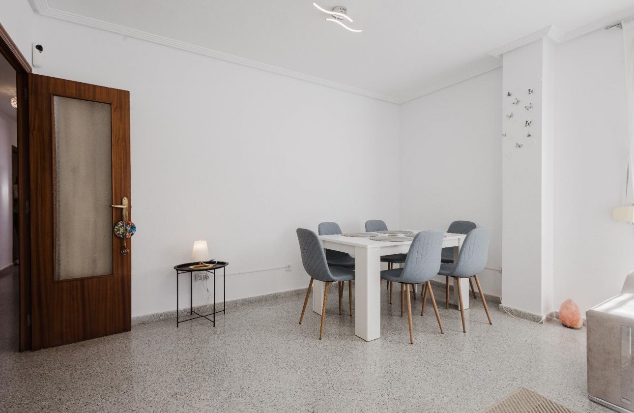 Wiederverkauf - Wohnung - San Miguel de Salinas