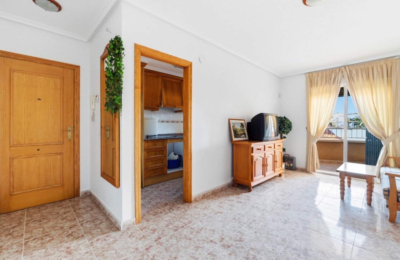 Resale - Apartment - Torrevieja - Playa de los Locos