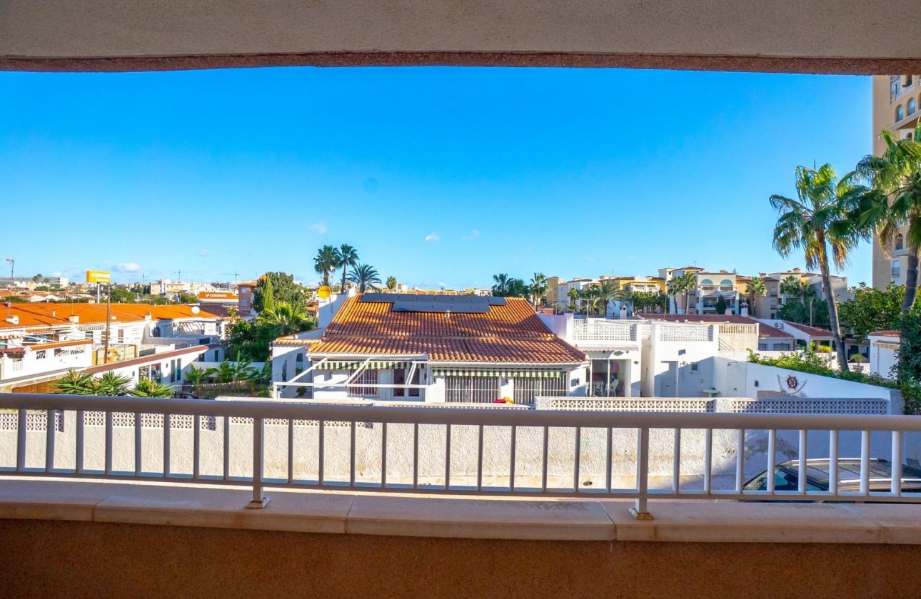 Resale - Apartment - Torrevieja - Playa de los Locos