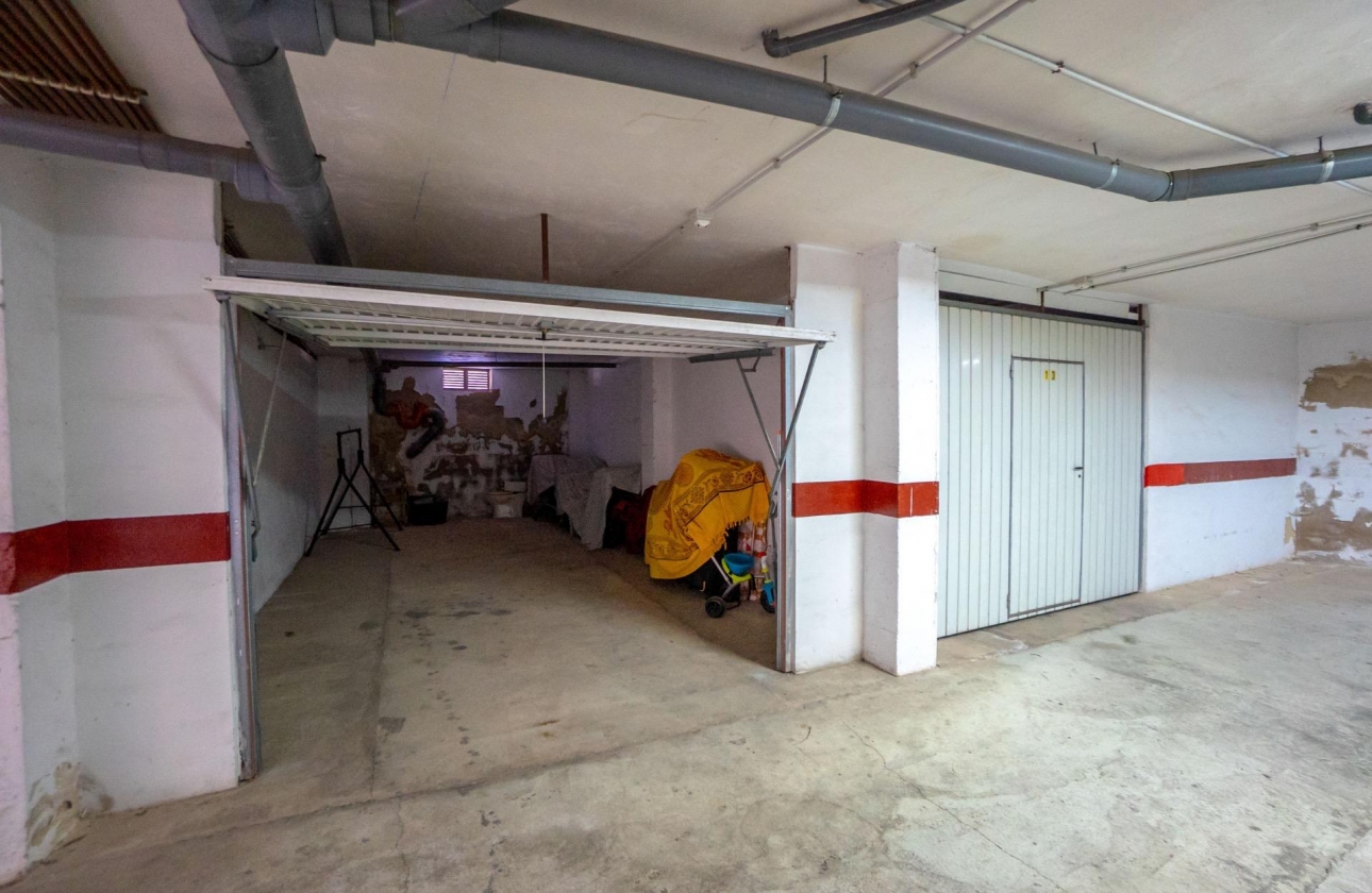 Resale - Apartment - Torrevieja - Playa de los Locos