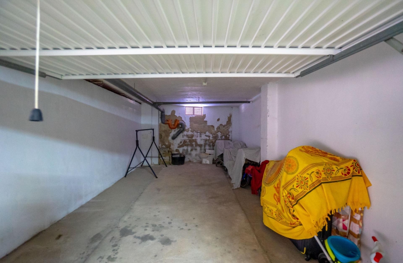 Resale - Apartment - Torrevieja - Playa de los Locos