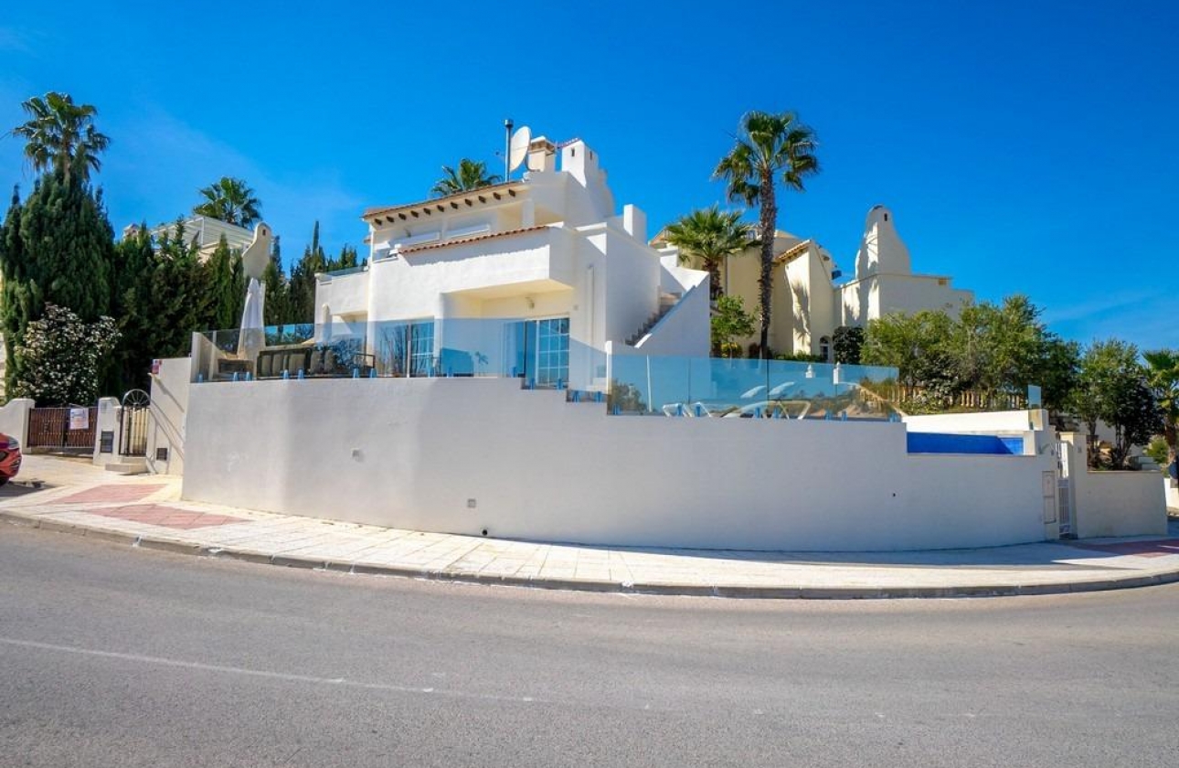 Resale - Villa - Orihuela Costa - Las Ramblas