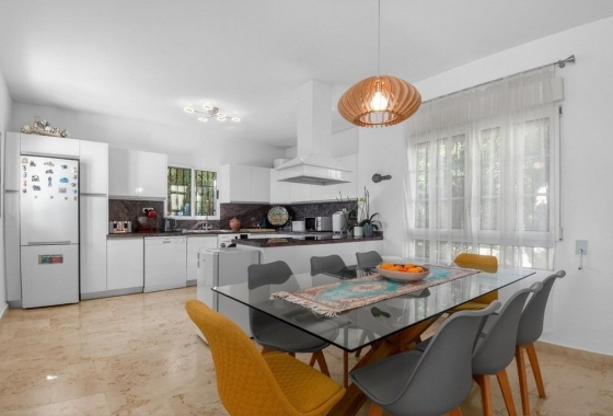 Resale - Villa - Orihuela Costa - Las Ramblas