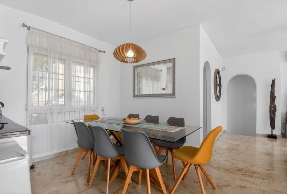 Resale - Villa - Orihuela Costa - Las Ramblas